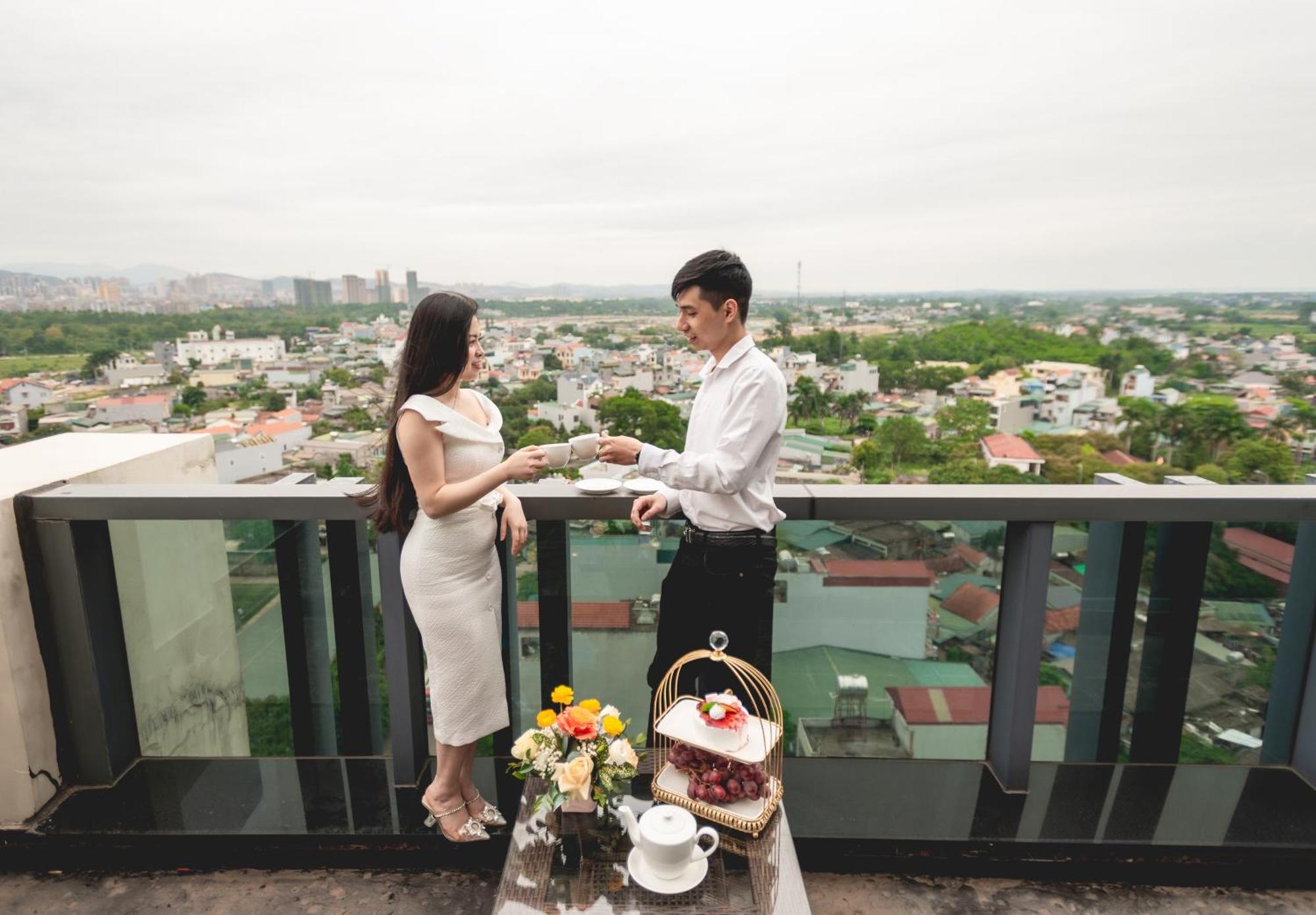 โรงแรมเบียน บัค Mong Cai ภายนอก รูปภาพ
